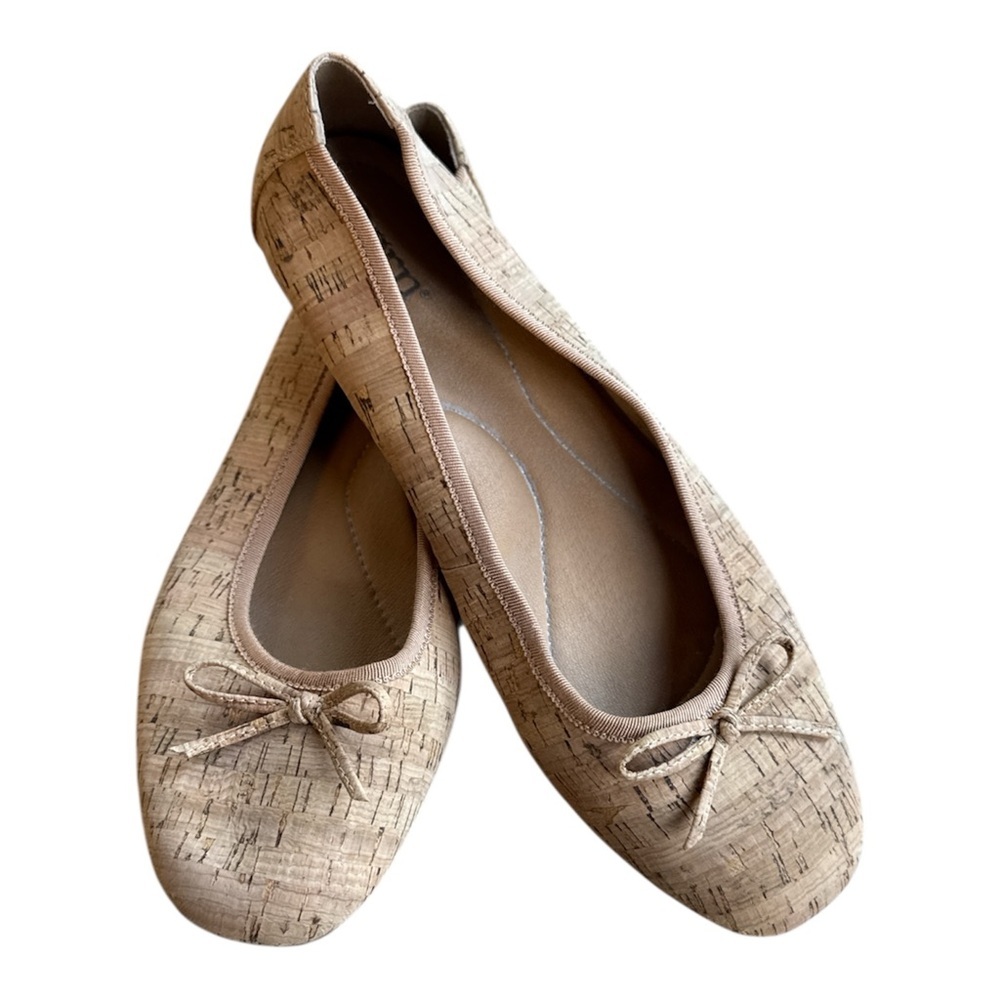 BORN Brin Ballerina Brin Flat Natural Cork Slip Ons Size 10 EUC